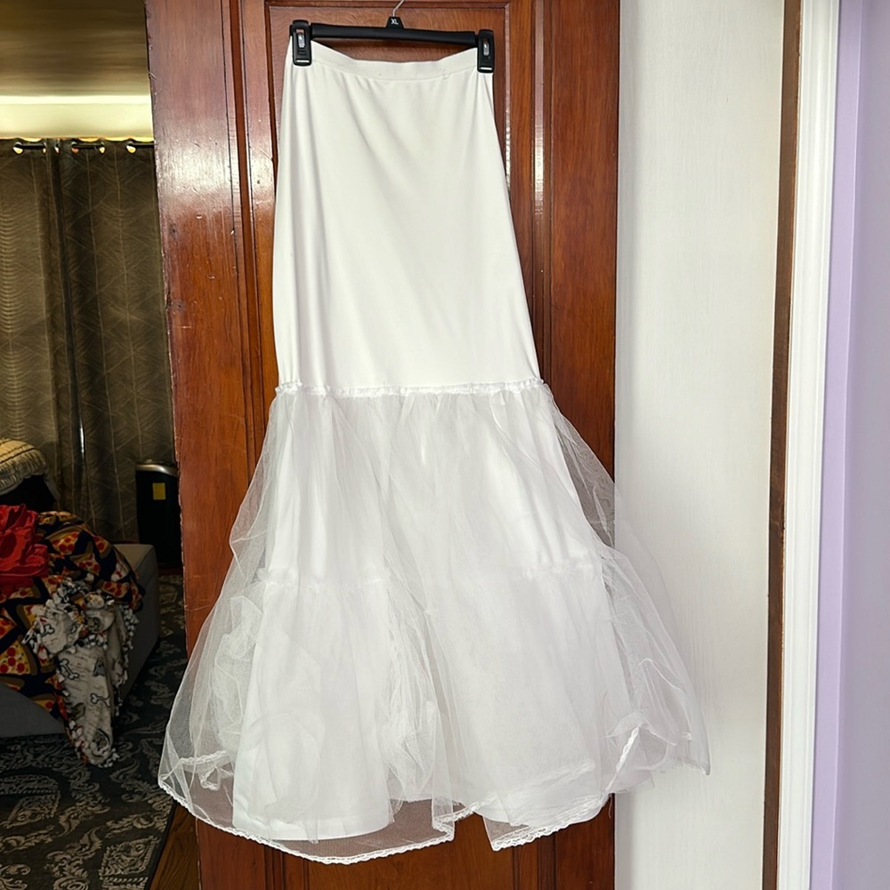 Wedding dress slip